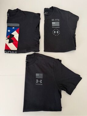 Under Armour Dark Grey Trio Patriotic Graphics T-Shirt Small